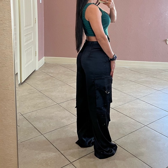 Kenia Satin Cargo Pants - Picture 4 of 4